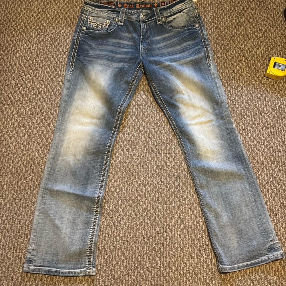 Rock Revival Kaylen Strait Size: 36W 32L 18Imseam